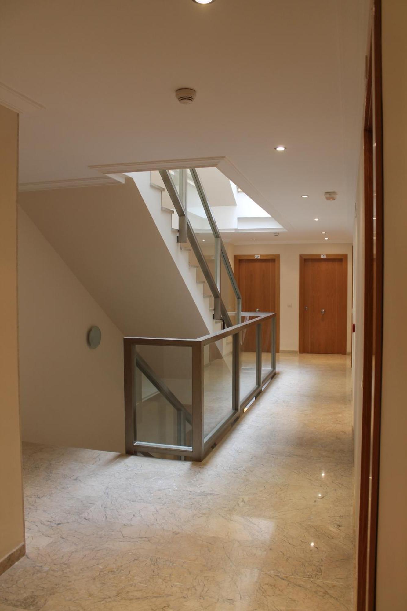 Apartamentos Turisticos Plaza Del Olvido Nerja Luaran gambar